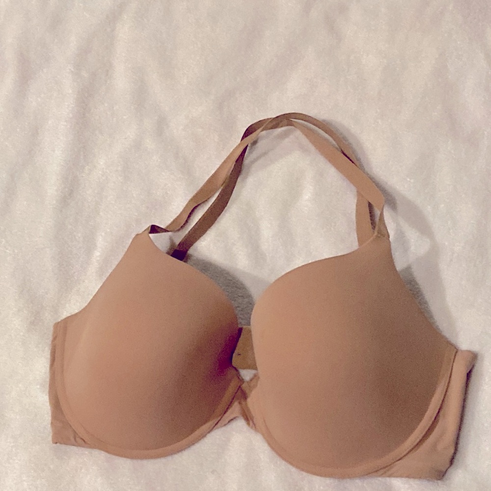 Victoria’s Secret T-shirt bra 34 triple D beige